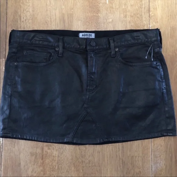 AGOLDE NWOT Women's Jeanette Mini Skirt In Coated Black Size 32 - Picture 2 of 11